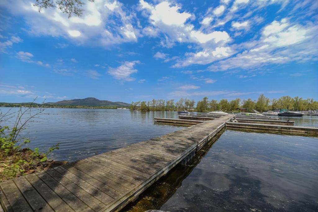 O'Berge Du Village C304 - Bord De L'Eau Magog Esterno foto