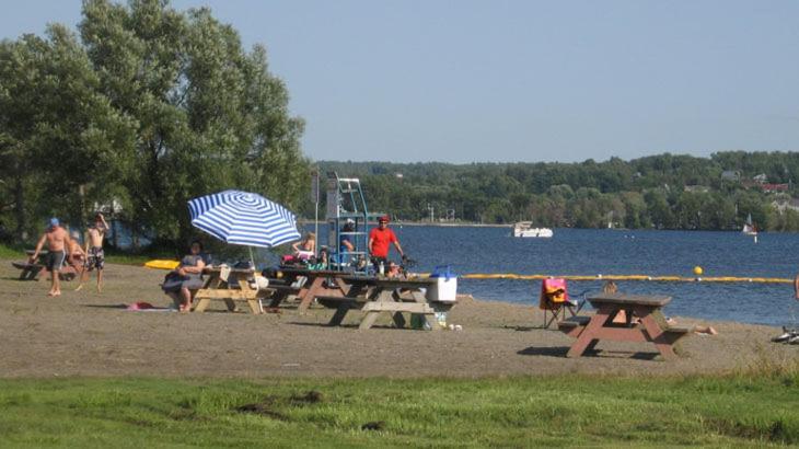 O'Berge Du Village C304 - Bord De L'Eau Magog Esterno foto